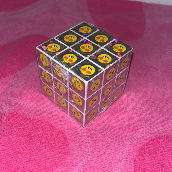 💓FREE WITH PURCHASE💓 - Picture 1 of 3